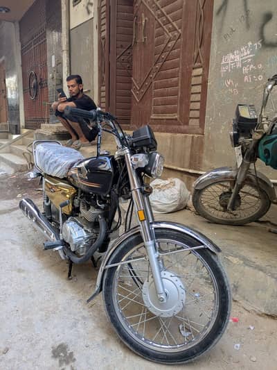 Honda CG 125 2024