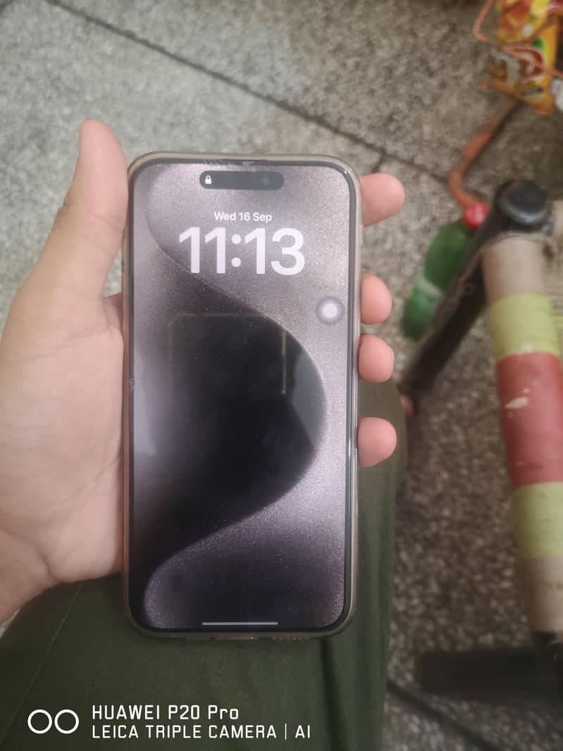 Apple iPhone 15 Pro Max 1