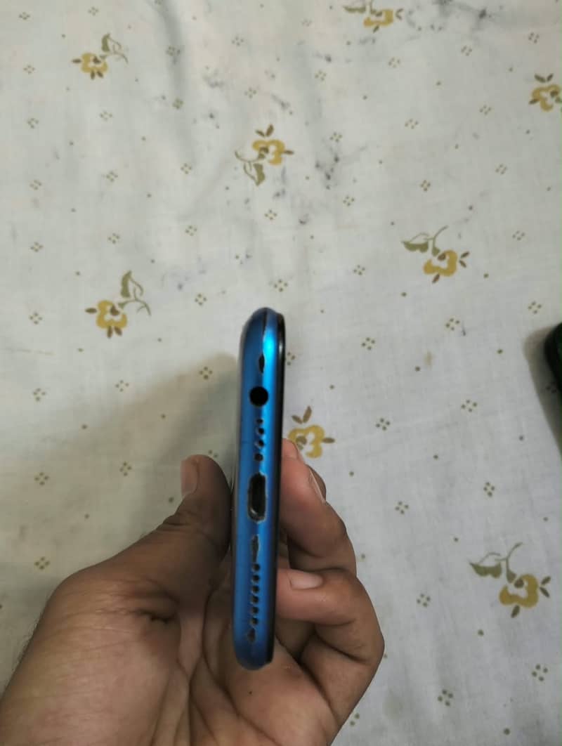 Realme 5 4