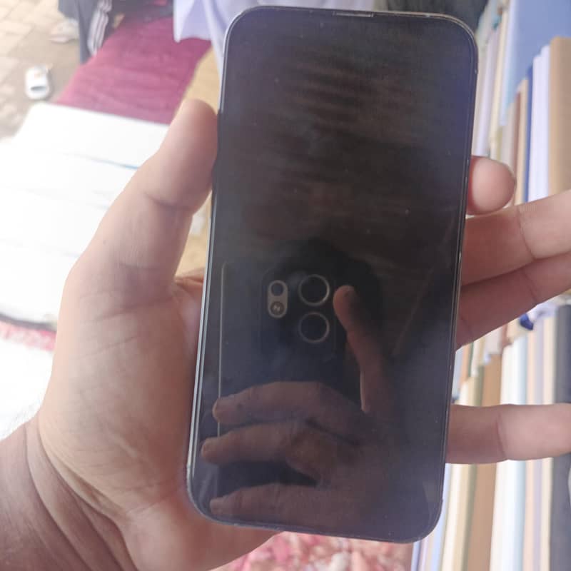 Apple iPhone 13 Pro Max 3