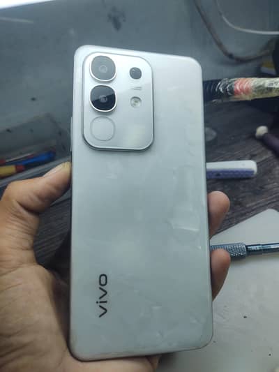 Vivo Y29.8+8-256gb