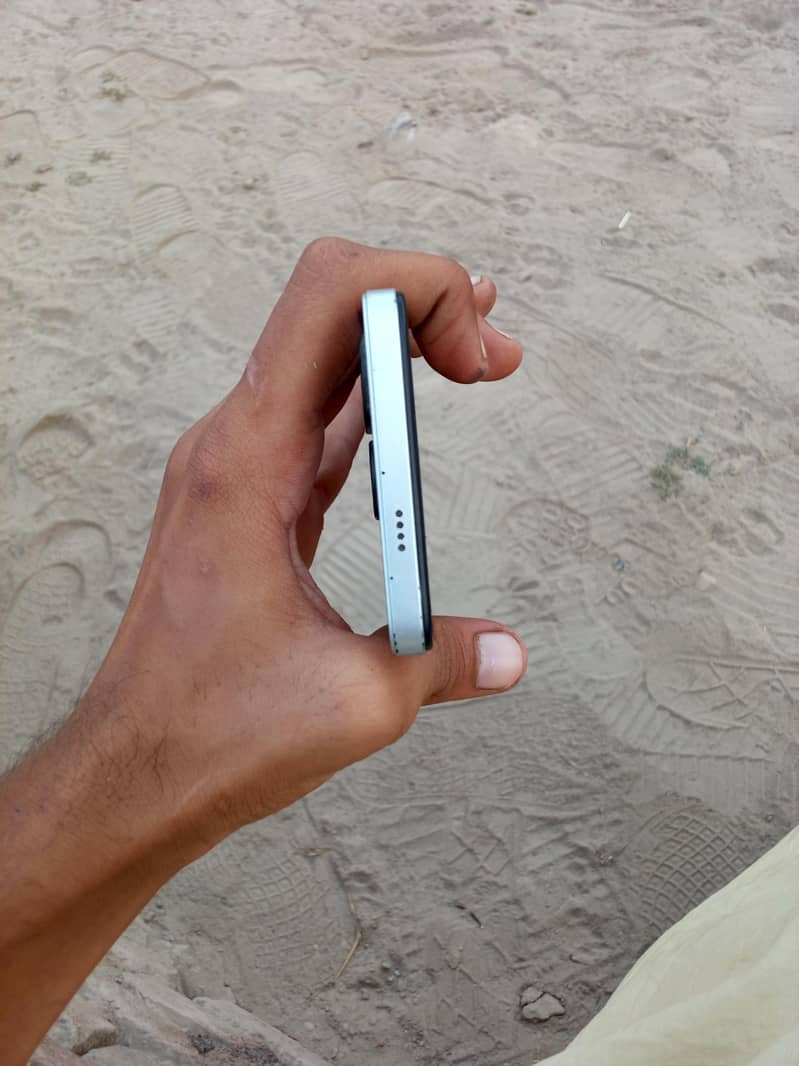 Tecno Spark 20C 4