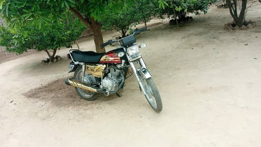 self start Honda 125 Gold special edition