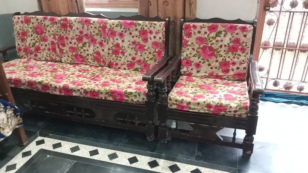 2 Single Bed with dressing table & Sofa set 3