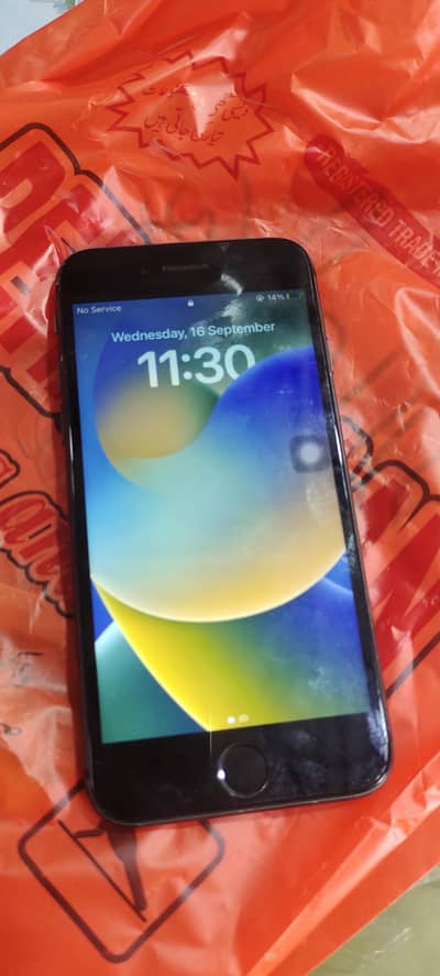 Apple iPhone 8 64gb full jeniun