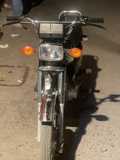 HonDa 125 Black Colour