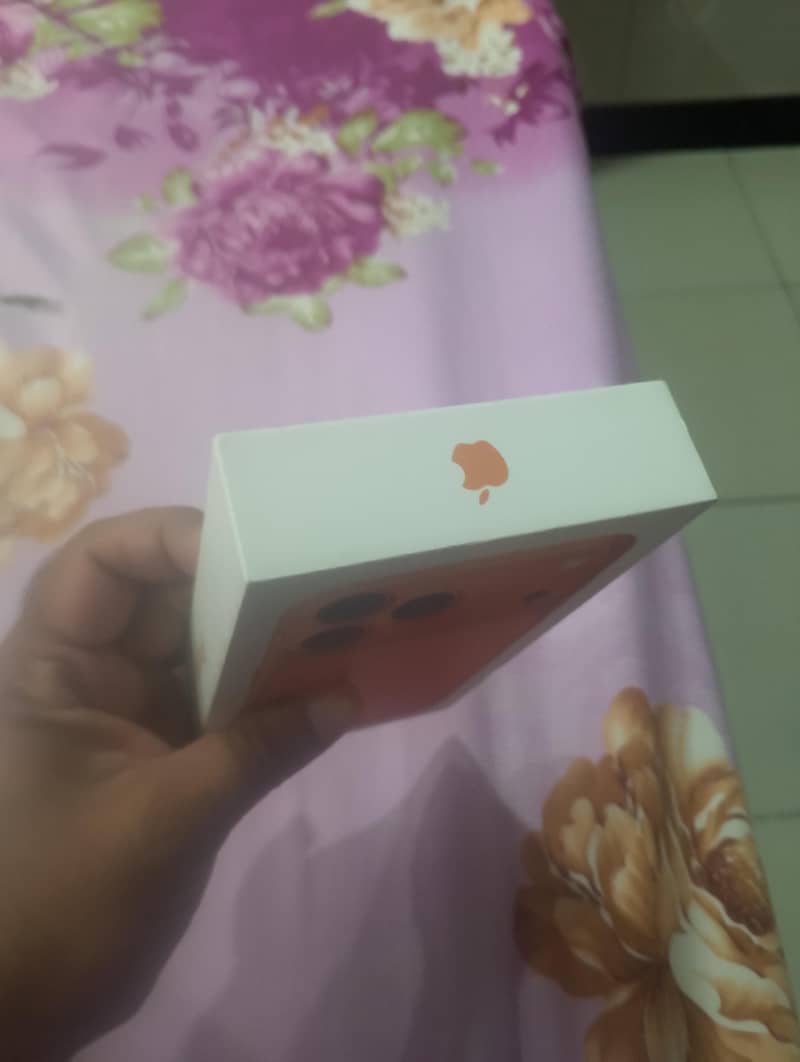 Brand New iPhone 17 Pro Max 512GB – UK Apple Store – 2