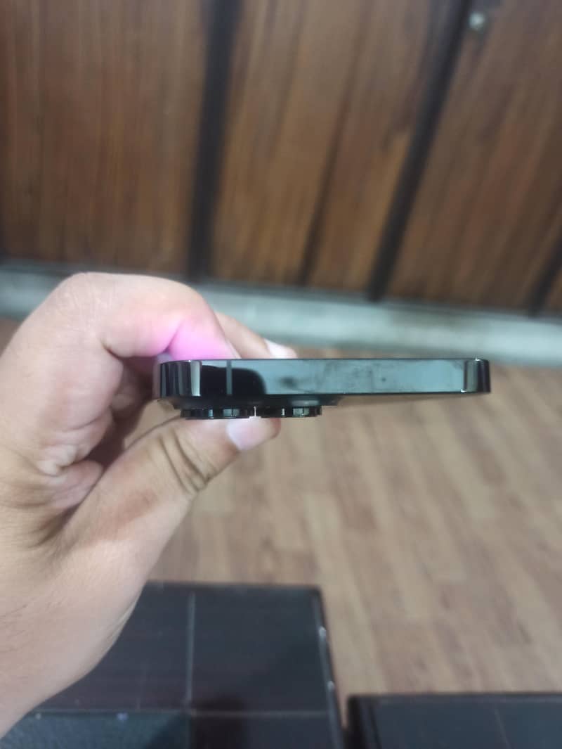 Apple iPhone 14 Pro Max 10