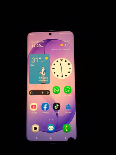 Samsung Mobile S20 official pta 8,128
