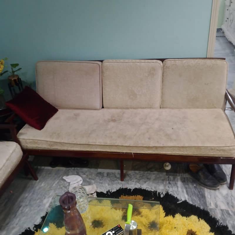5 seetr corner table with siad table back set table 6