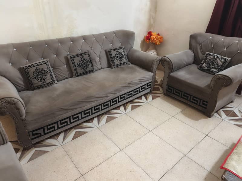Sofa Set with 3 tables 1