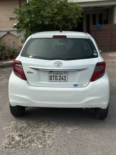 Toyota Vitz 2017