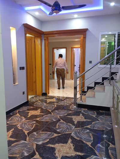 12 marla house for rent in johar town for Family and Silent office (Call center + Software house)