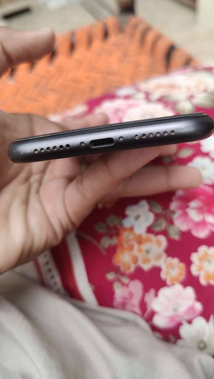 Apple iPhone 11 2