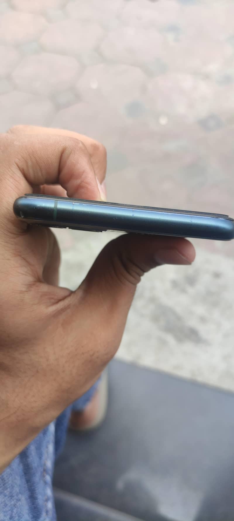 Apple iPhone 11 Pro Max 4