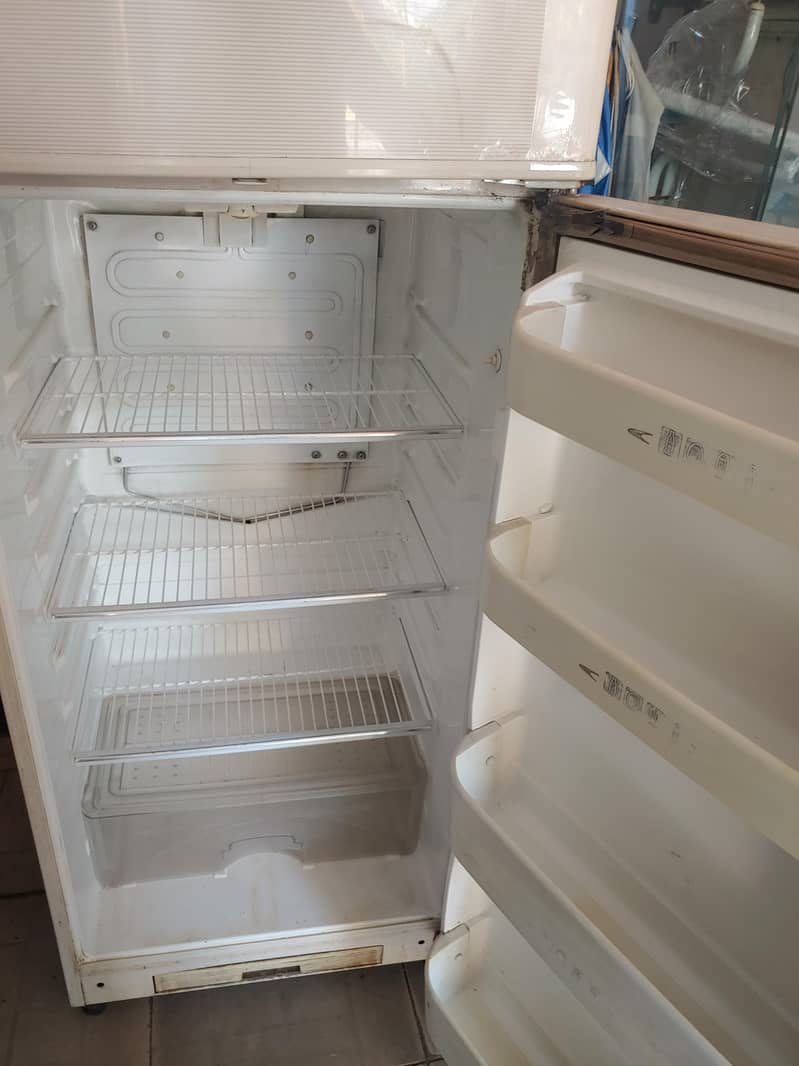 dawlance fridge 6