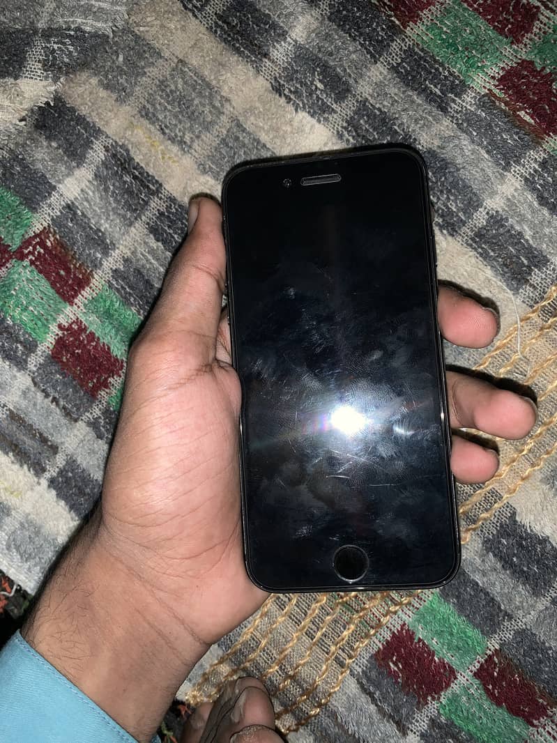 Apple iPhone 7 5