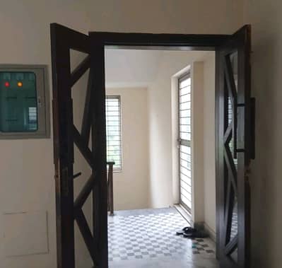 24 Marla Upper Portion available for rent in CMH Colony, Lahore