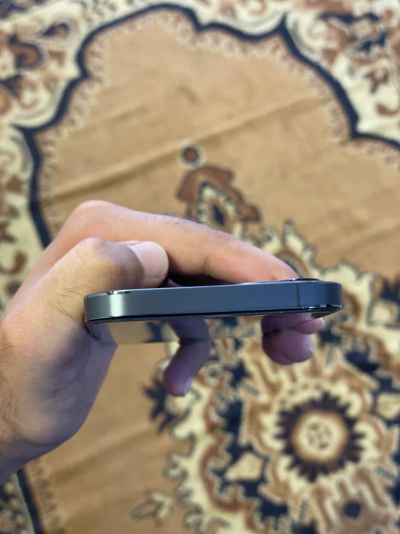 Apple iPhone 12 Pro 5