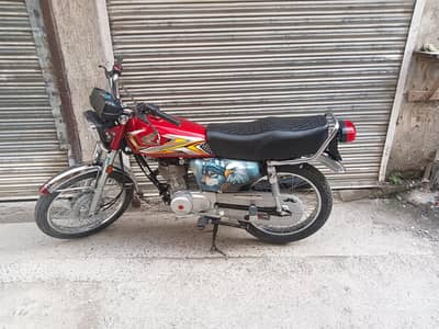 Honda 125 2025 model Islamabad golden number bike for sale