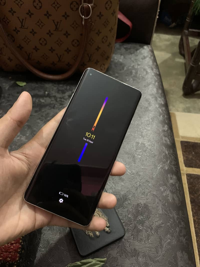 One Plus 8 5G 2
