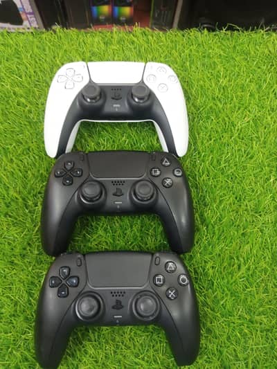 PS5 original Controler came from uk