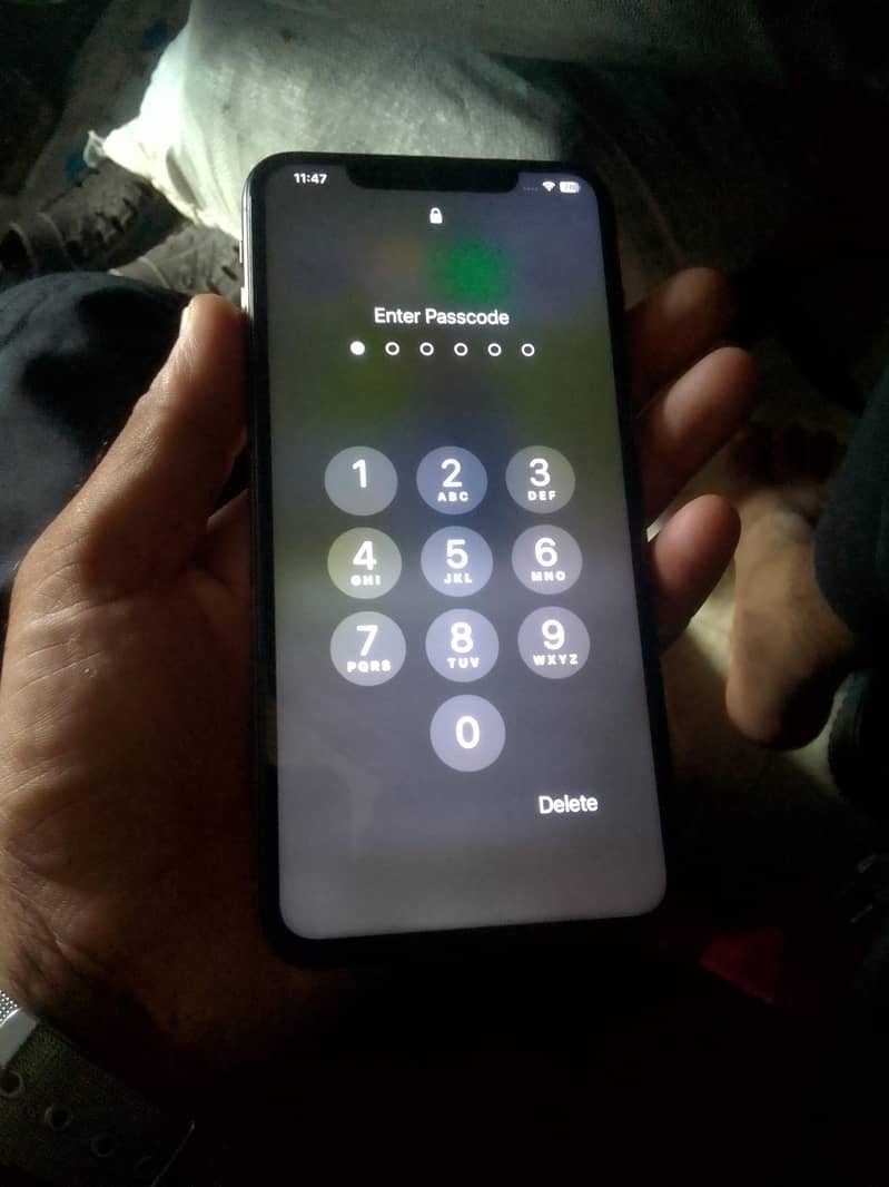 Apple iPhone XS Max 1
