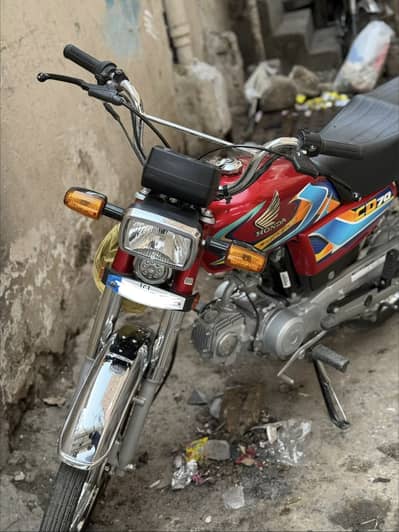 honda cd 70 2025/26 islamabad number first owner 10by10