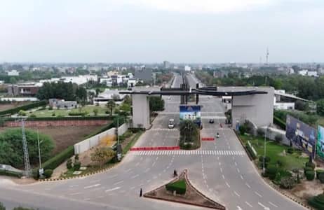 10 Marla Corner Facing Park Plot Very Hot Location Near To Market Main Road