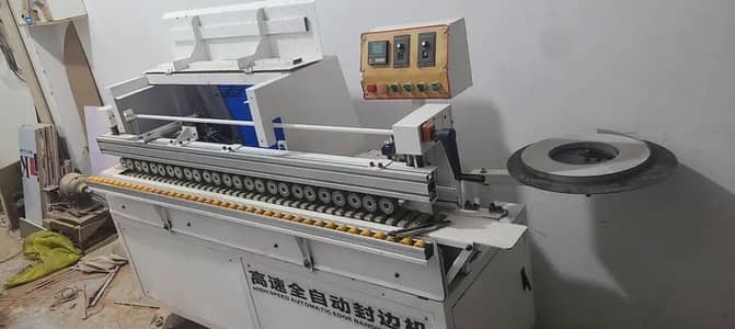 Edge banding machine