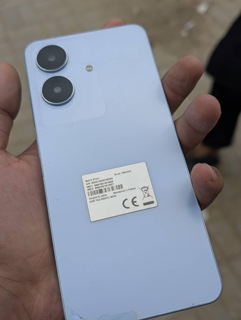 Realme Note 60 4