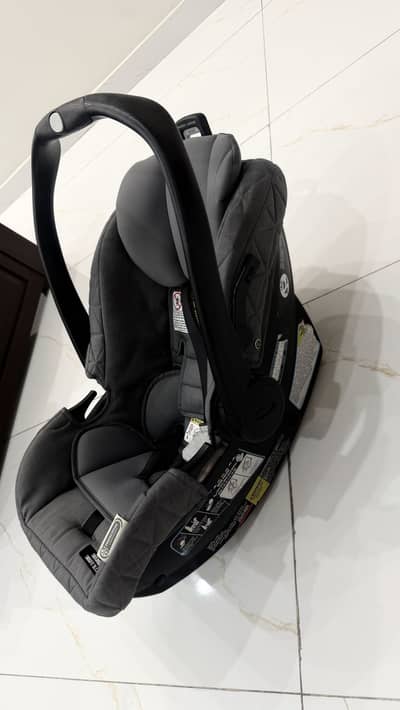 Graco Baby Car Seat