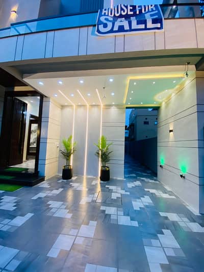 Band New 10 Marla House For Sale In Sector B, Bahria Town, Lahore
