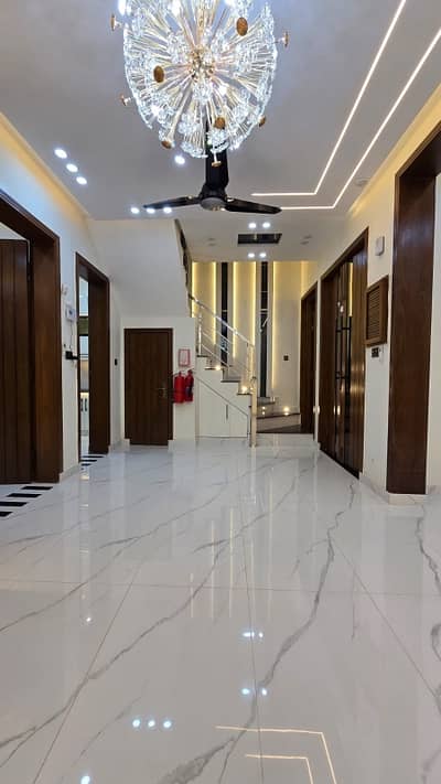 A Stunning House Is Up For Grabs In Bahria Town - Sector C Lahore