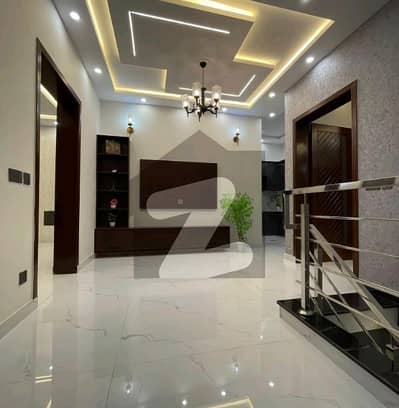 5 Marla Brand New House Available For Sale