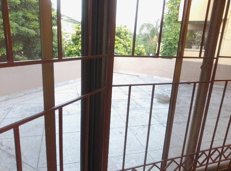 Upper Portion For Rent 5