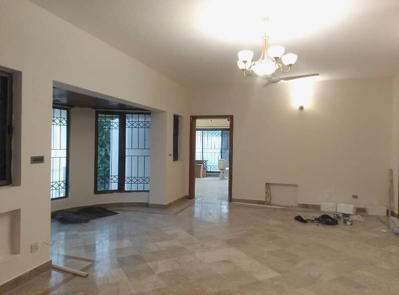 Upper Portion For Rent 6
