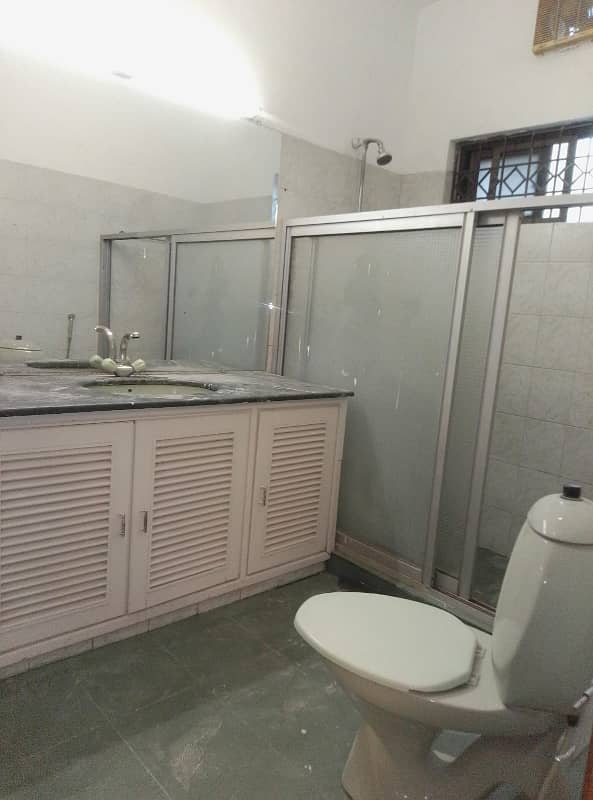 Upper Portion For Rent 7