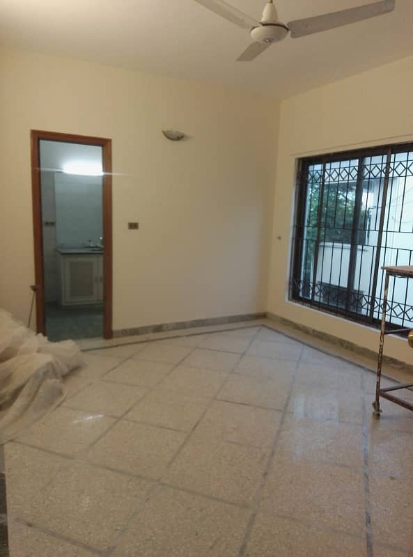 Upper Portion For Rent 9