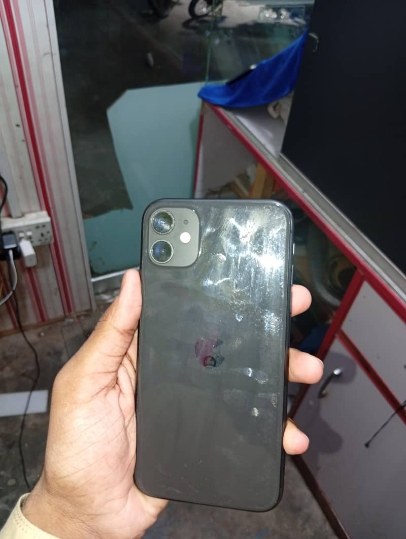Apple iPhone 11 0
