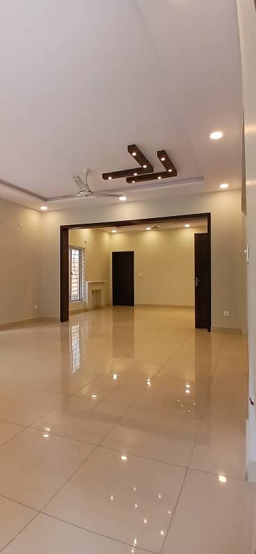 A Beautiful House For Rent Ideal Location All Tile Flooring Front Beautiful Lawn