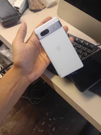 Google Pixel 7a Official Approved 10/10 Condition 8/128