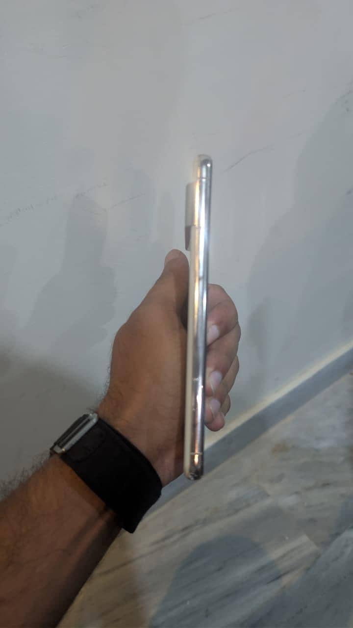 Google Pixel 8 Pro 4