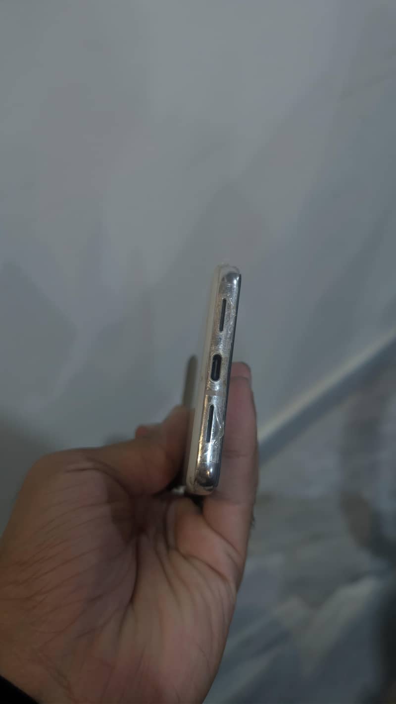 Google Pixel 8 Pro 5