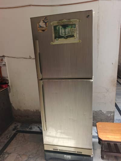Pel refrigerator full size