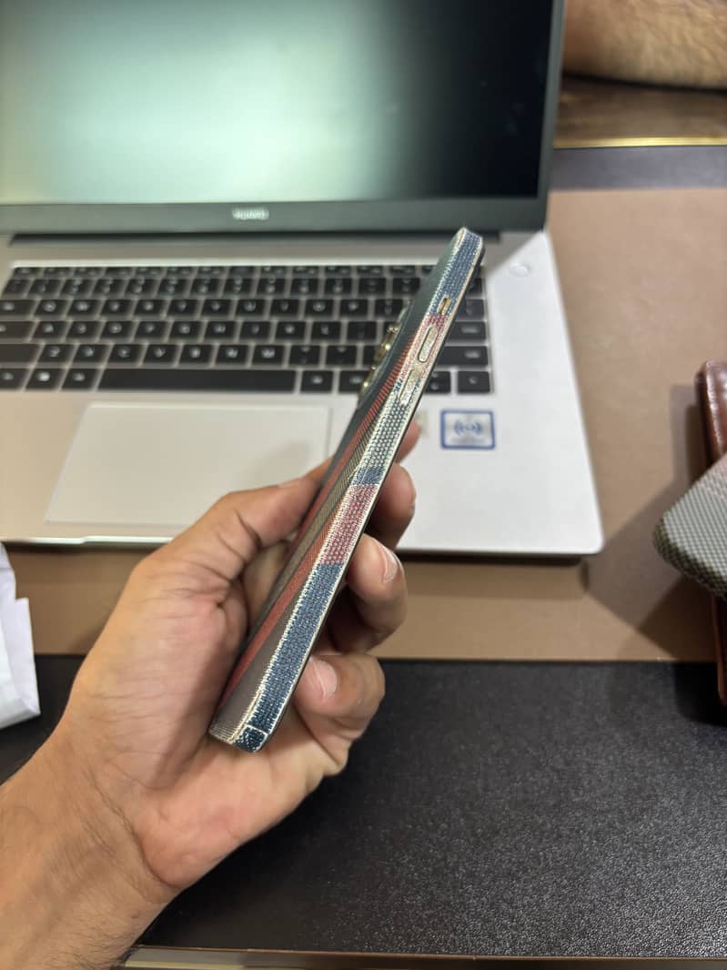 Apple iPhone 12 Pro Max 3
