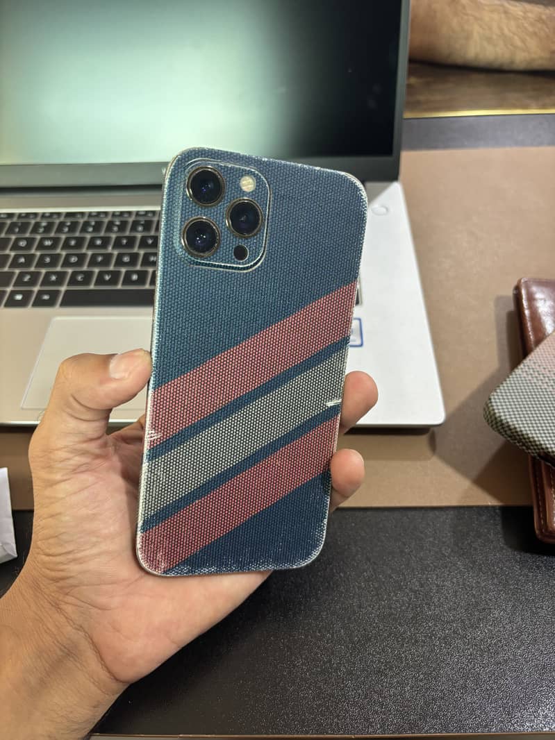 Apple iPhone 12 Pro Max 6
