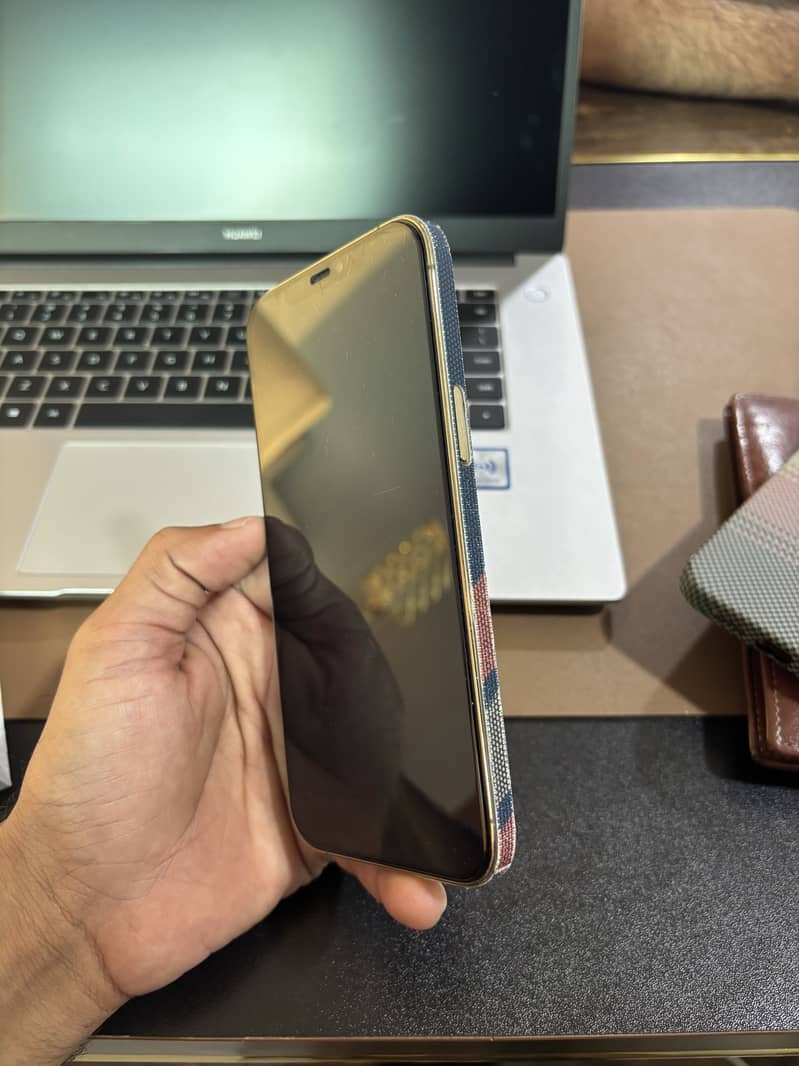 Apple iPhone 12 Pro Max 7