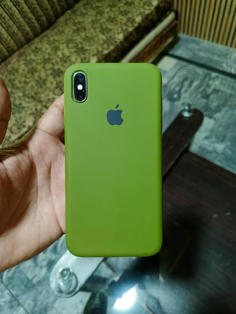 Apple iPhone XS Max 2