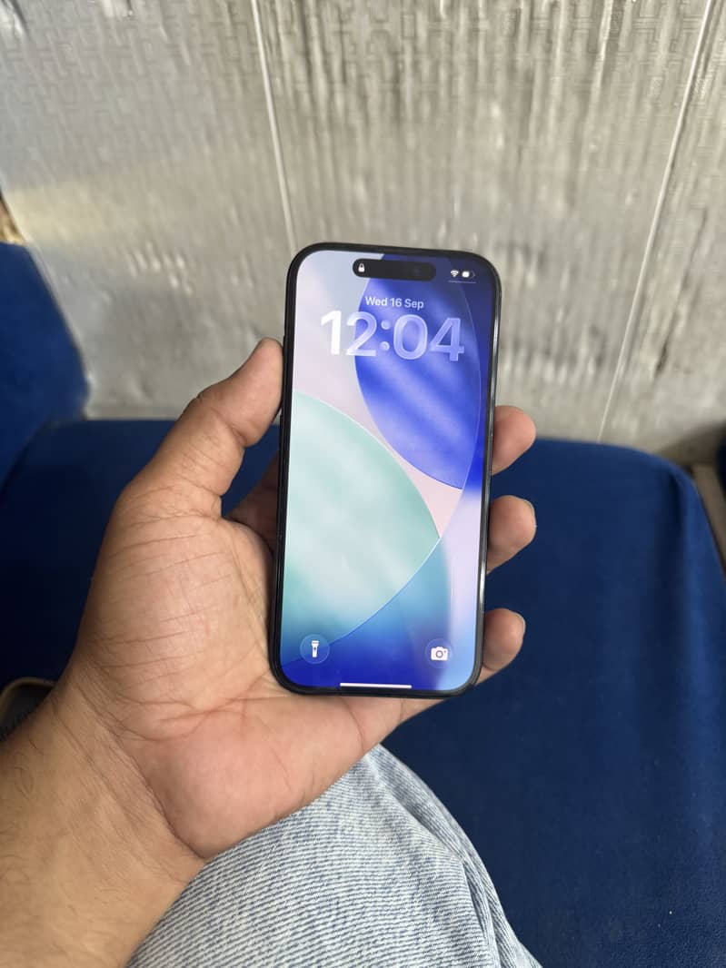 Iphone 16 pro 6